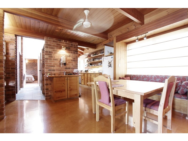 24A River Way, Salter Point WA 6152