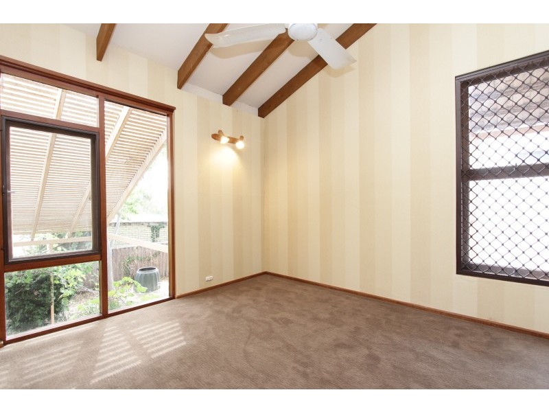 24A River Way, Salter Point WA 6152