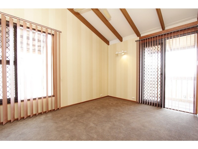 24A River Way, Salter Point WA 6152