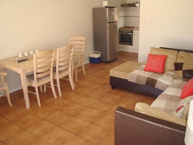 2/267 Labouchere Road, Como WA 6152