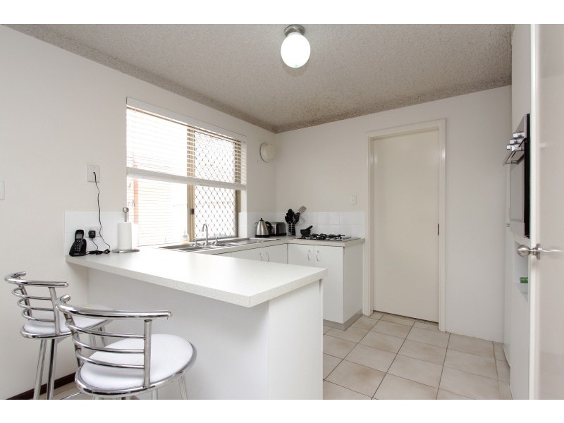 4/290 Mill Point Road, South Perth WA 6151