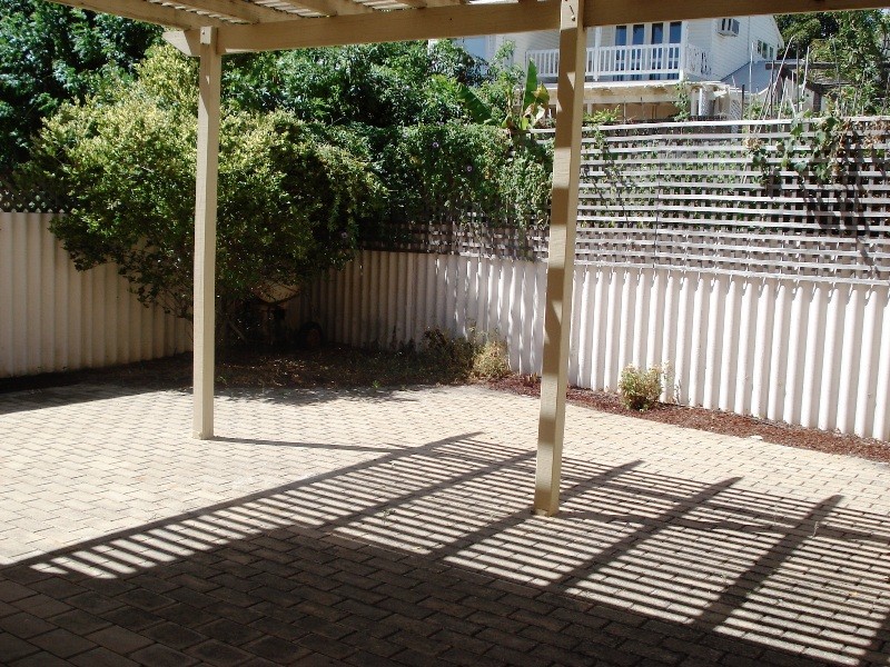 2/102 Mary Street, Como WA 6152