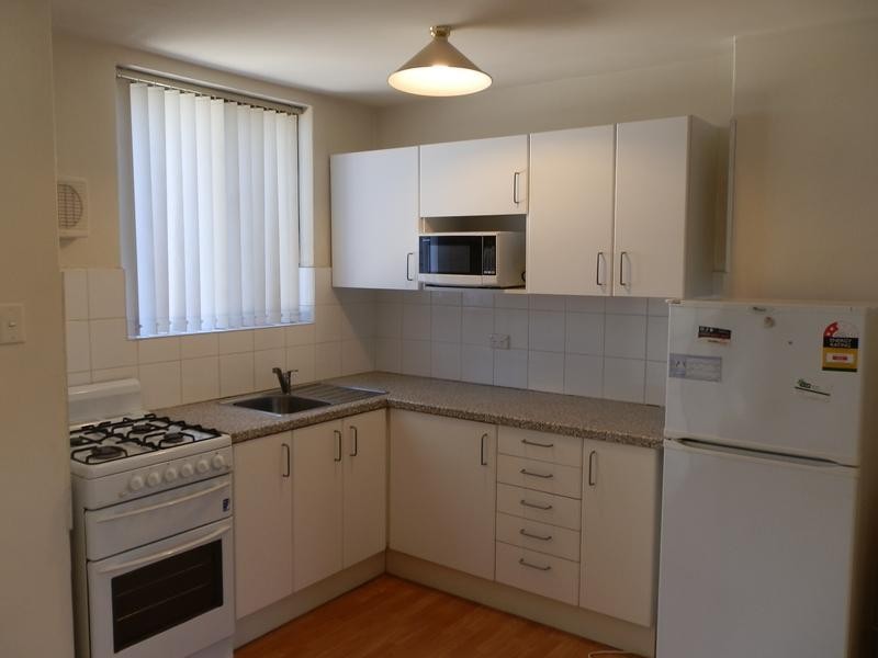 1/392 Canning Highway, Como WA 6152