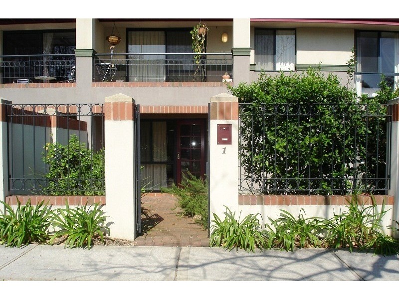 1/45 Angelo, South Perth WA 6151