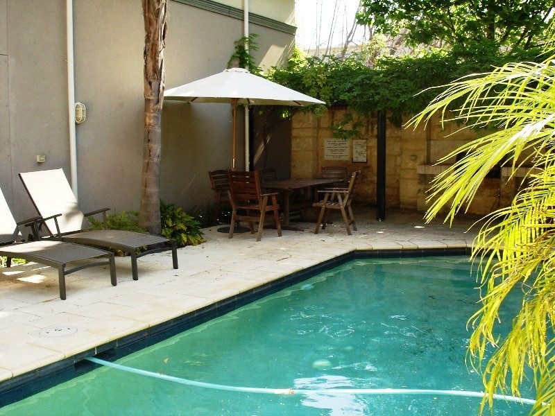 1/45 Angelo, South Perth WA 6151