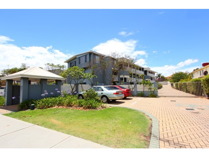 13/140 Melville Parade, Como WA 6152