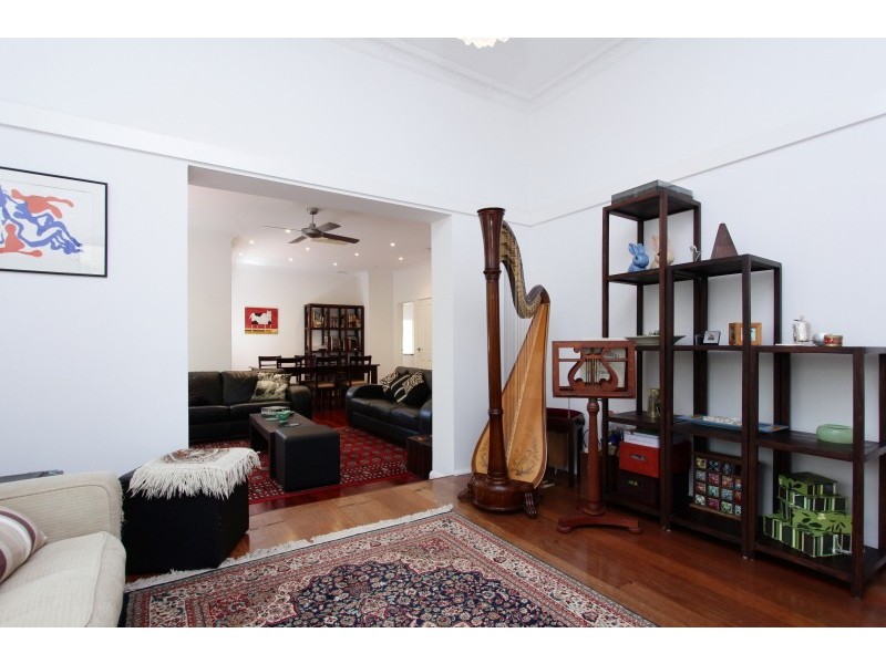 24 Collins Street, Kensington WA 6151