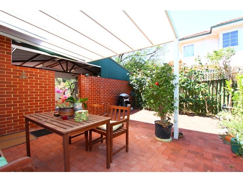 24 Collins Street, Kensington WA 6151