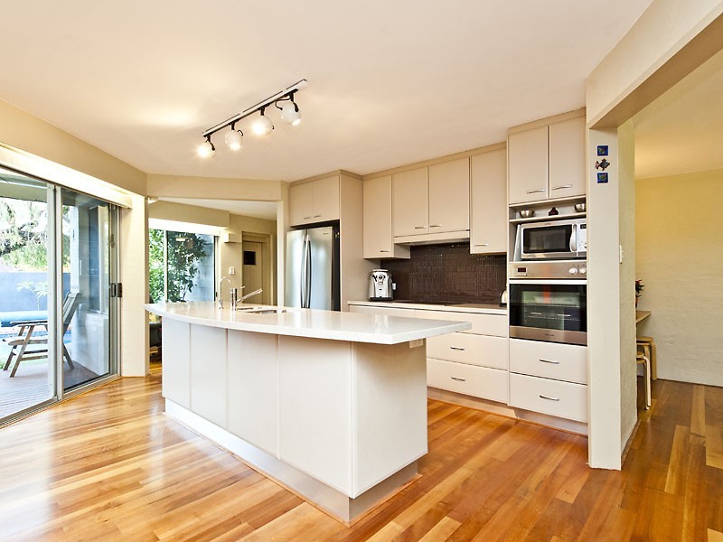 3/8 Sandgate Street, South Perth WA 6151