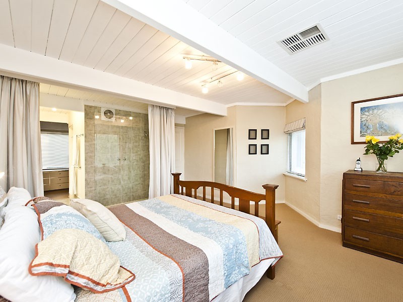 3/8 Sandgate Street, South Perth WA 6151