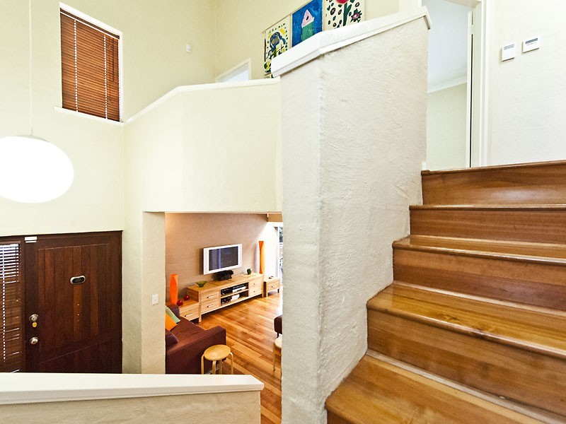 3/8 Sandgate Street, South Perth WA 6151