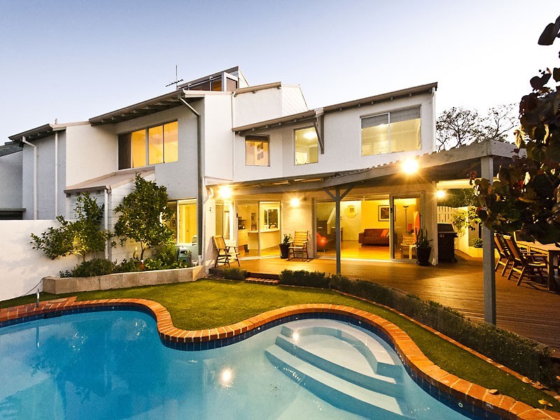 3/8 Sandgate Street, South Perth WA 6151