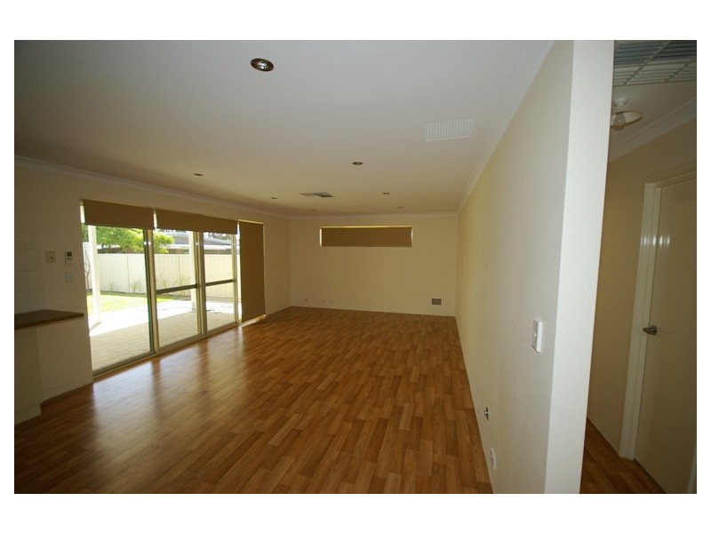 A/18 Knutsford Avenue, Rivervale WA 6103