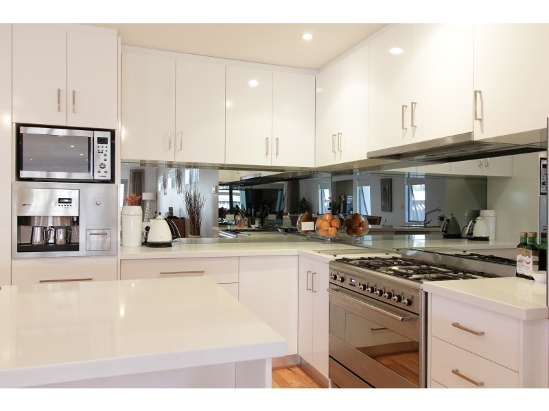 11A Regent Way, Mount Pleasant WA 6153