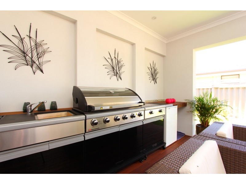 11A Regent Way, Mount Pleasant WA 6153