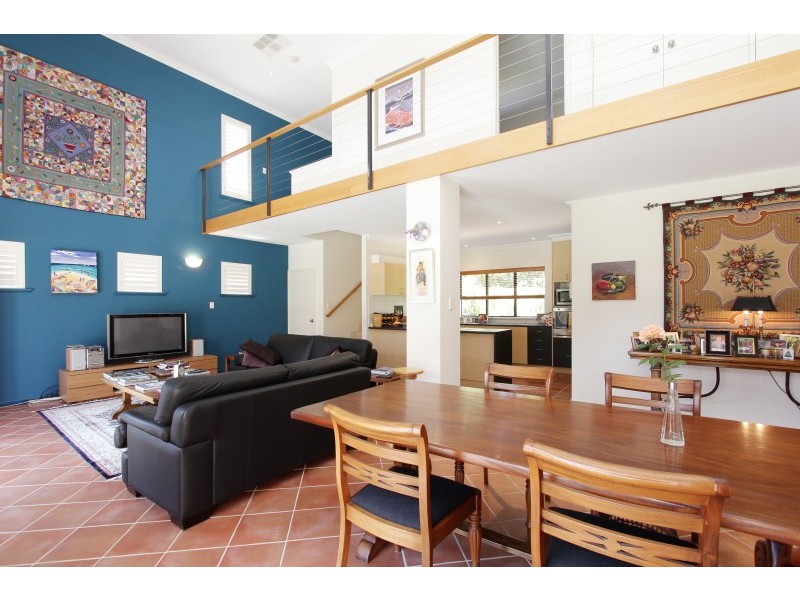 2/113 South Terrace, Como WA 6152