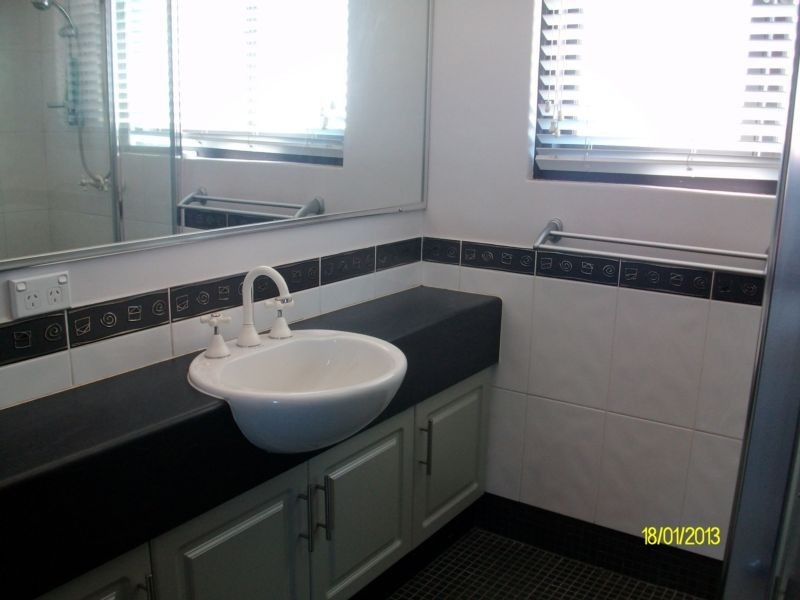 4/84 Lockhart Street, Como WA 6152