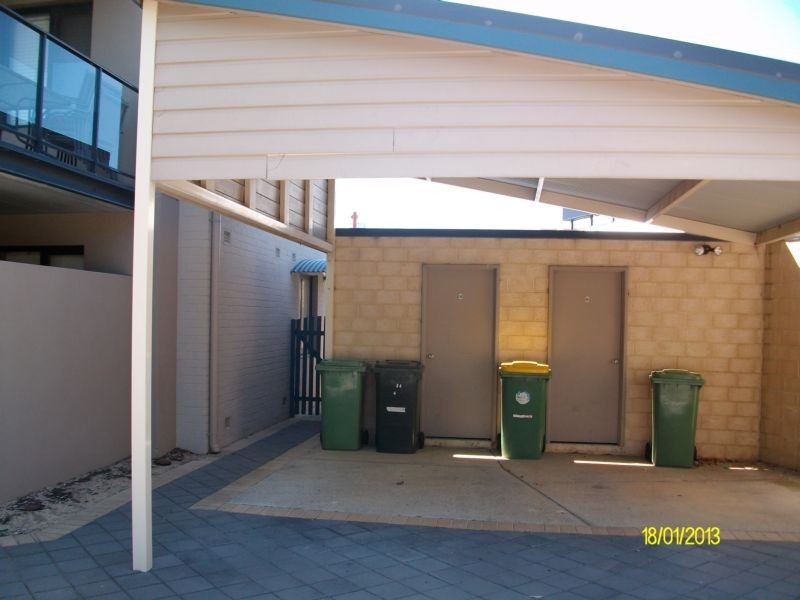 4/84 Lockhart Street, Como WA 6152