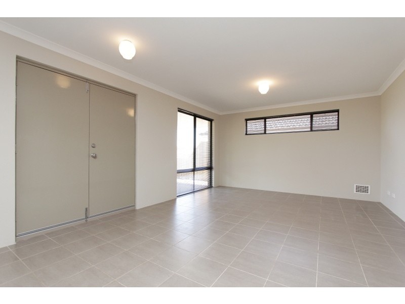 8 Jida Lane, Byford WA 6122