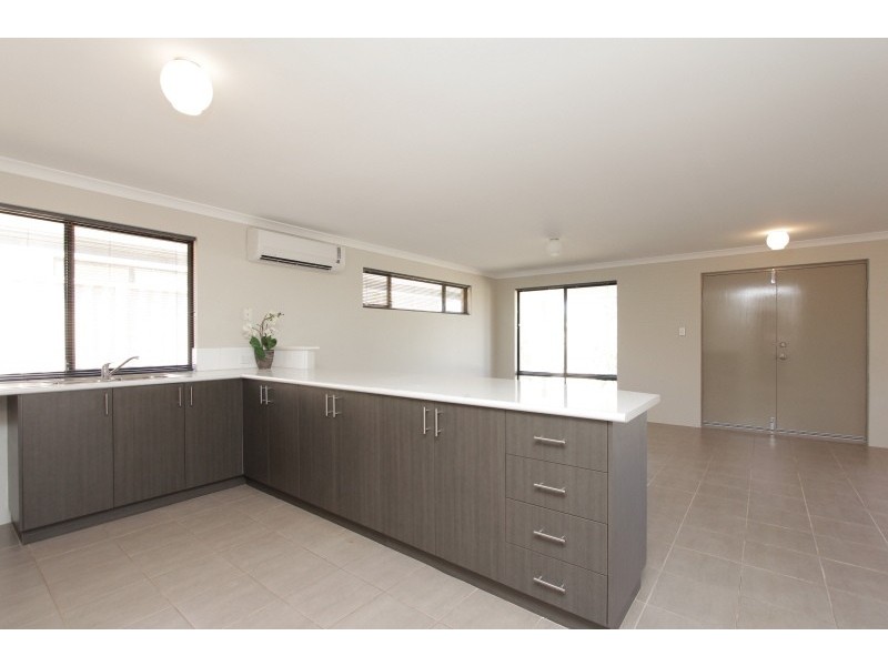 8 Jida Lane, Byford WA 6122