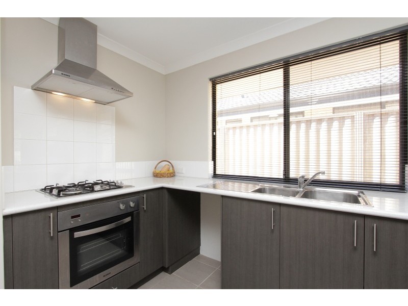 8 Jida Lane, Byford WA 6122