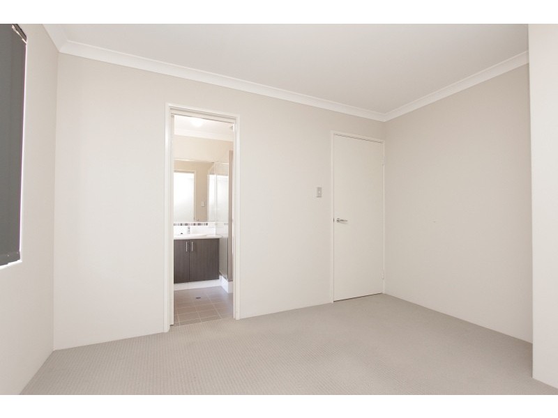 8 Jida Lane, Byford WA 6122