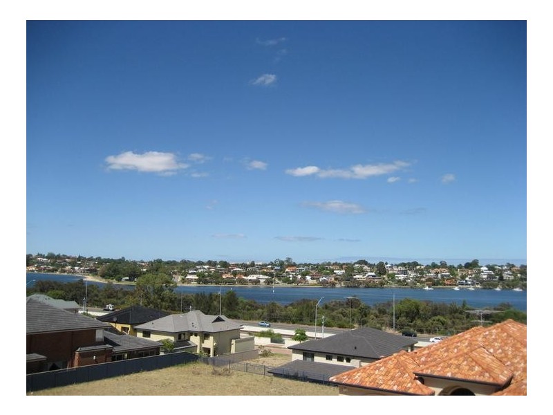 14 Kirkby Ridge, Salter Point WA 6152