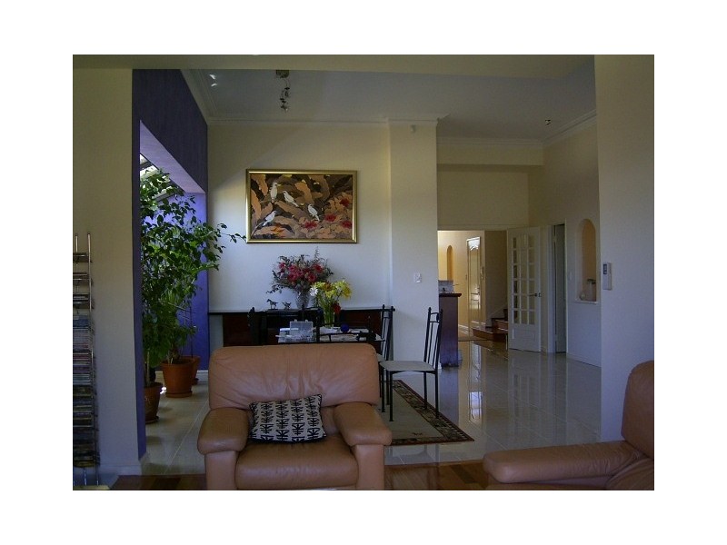 14 Kirkby Ridge, Salter Point WA 6152