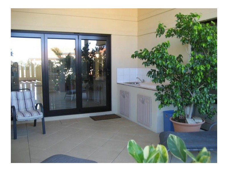 14 Kirkby Ridge, Salter Point WA 6152