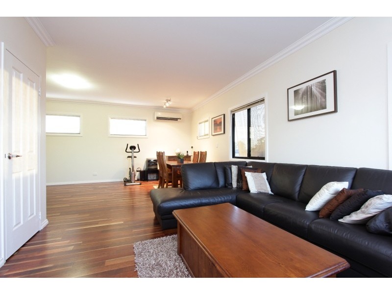 101A Welwyn Avenue, Salter Point WA 6152