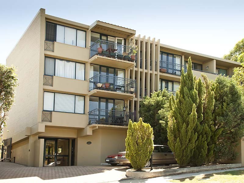 32/16 Hensman Street, South Perth WA 6151