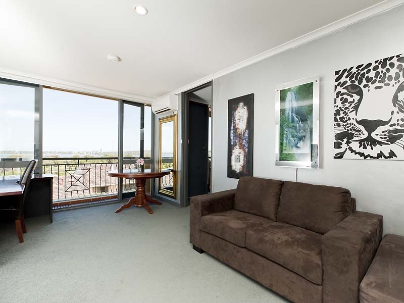 32/16 Hensman Street, South Perth WA 6151