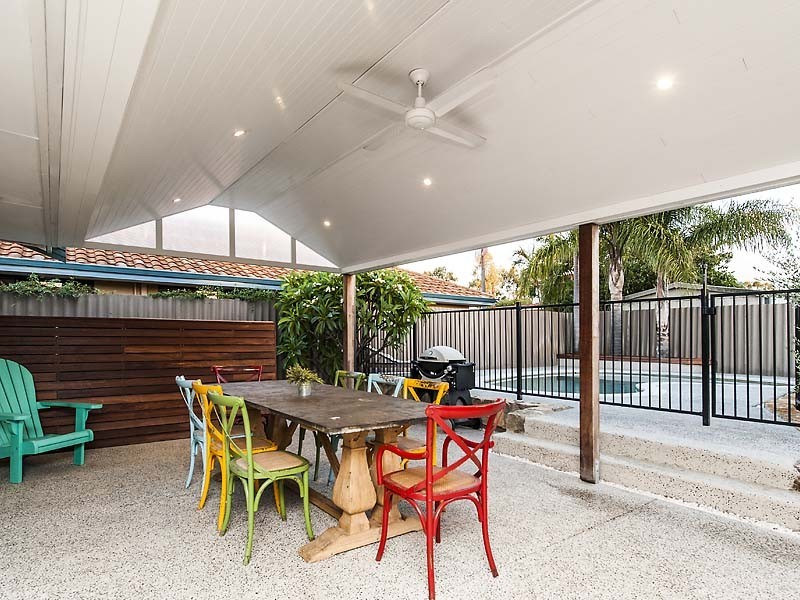 7 Kanella Road, Shelley WA 6148