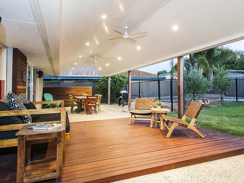 7 Kanella Road, Shelley WA 6148