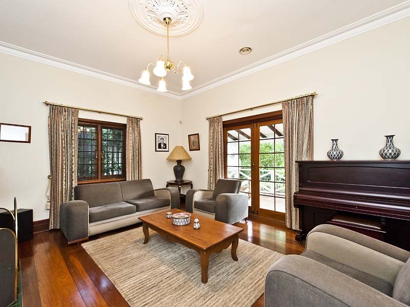 14 Karoo Street, South Perth WA 6151