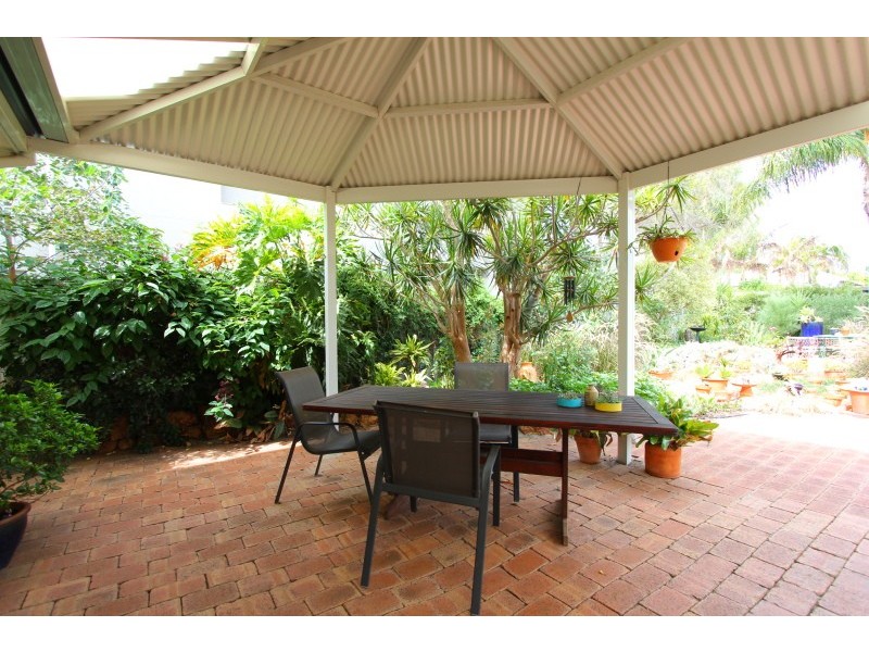 14 Westbury Road, South Perth WA 6151