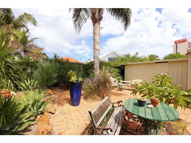 14 Westbury Road, South Perth WA 6151
