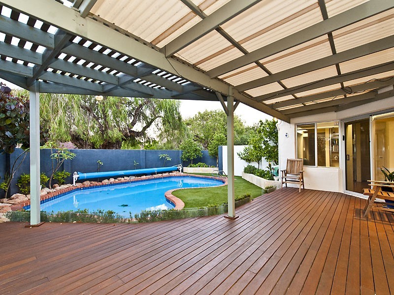 3/8 Sandgate Street, South Perth WA 6151
