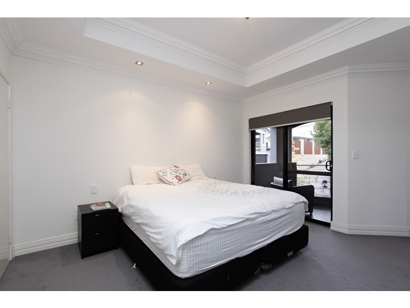 3/80 Strickland Street, South Perth WA 6151