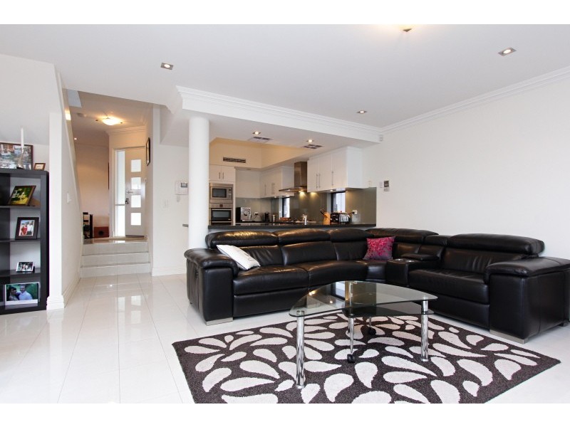 3/80 Strickland Street, South Perth WA 6151