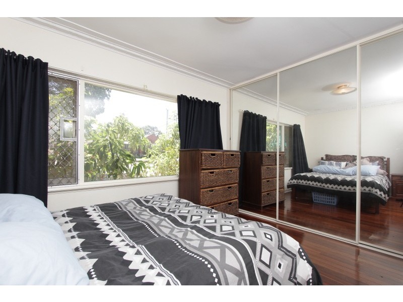 33A Ryrie Avenue, Como WA 6152