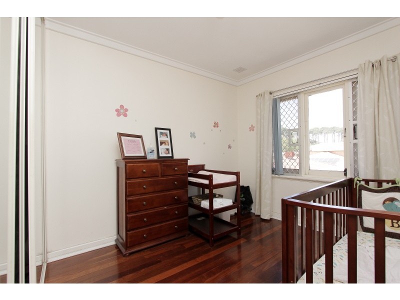 33A Ryrie Avenue, Como WA 6152