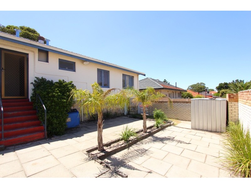 33A Ryrie Avenue, Como WA 6152