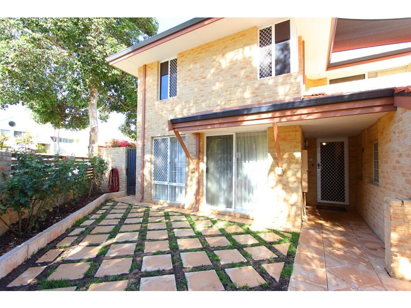 9 Hazel Street, Como WA 6152