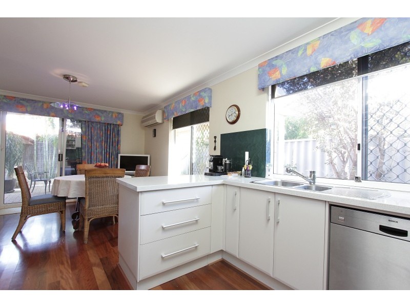 9 Hazel Street, Como WA 6152