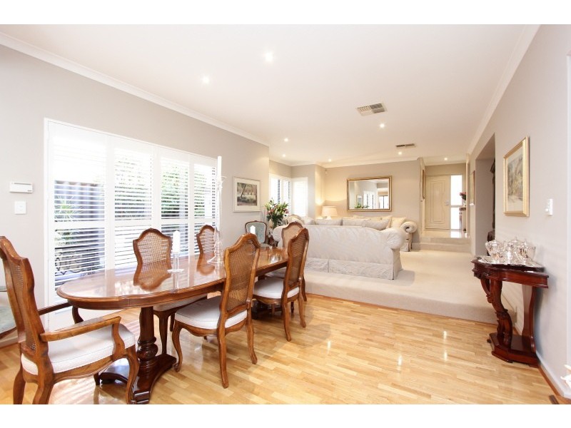 1/82 Gardner Street, Como WA 6152