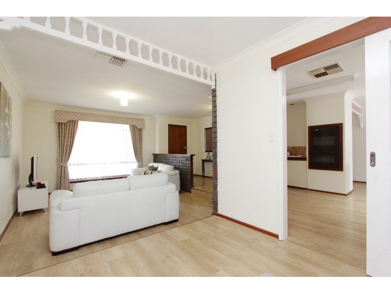 16 Bernier Road, Shelley WA 6148