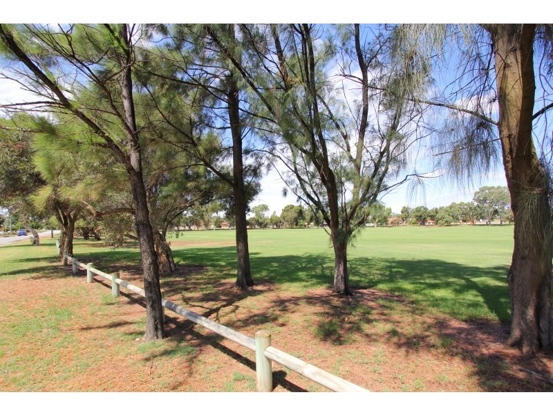 16 Bernier Road, Shelley WA 6148