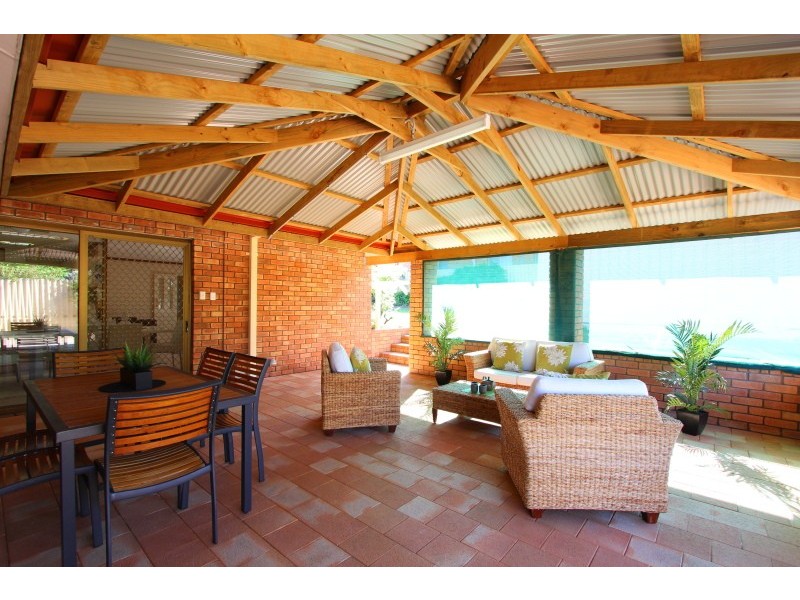 5 Reilly Court, Leeming WA 6149