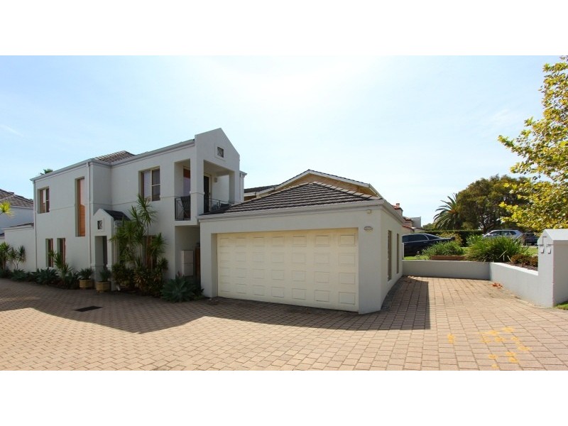 2/37 Leonora Street, Como WA 6152